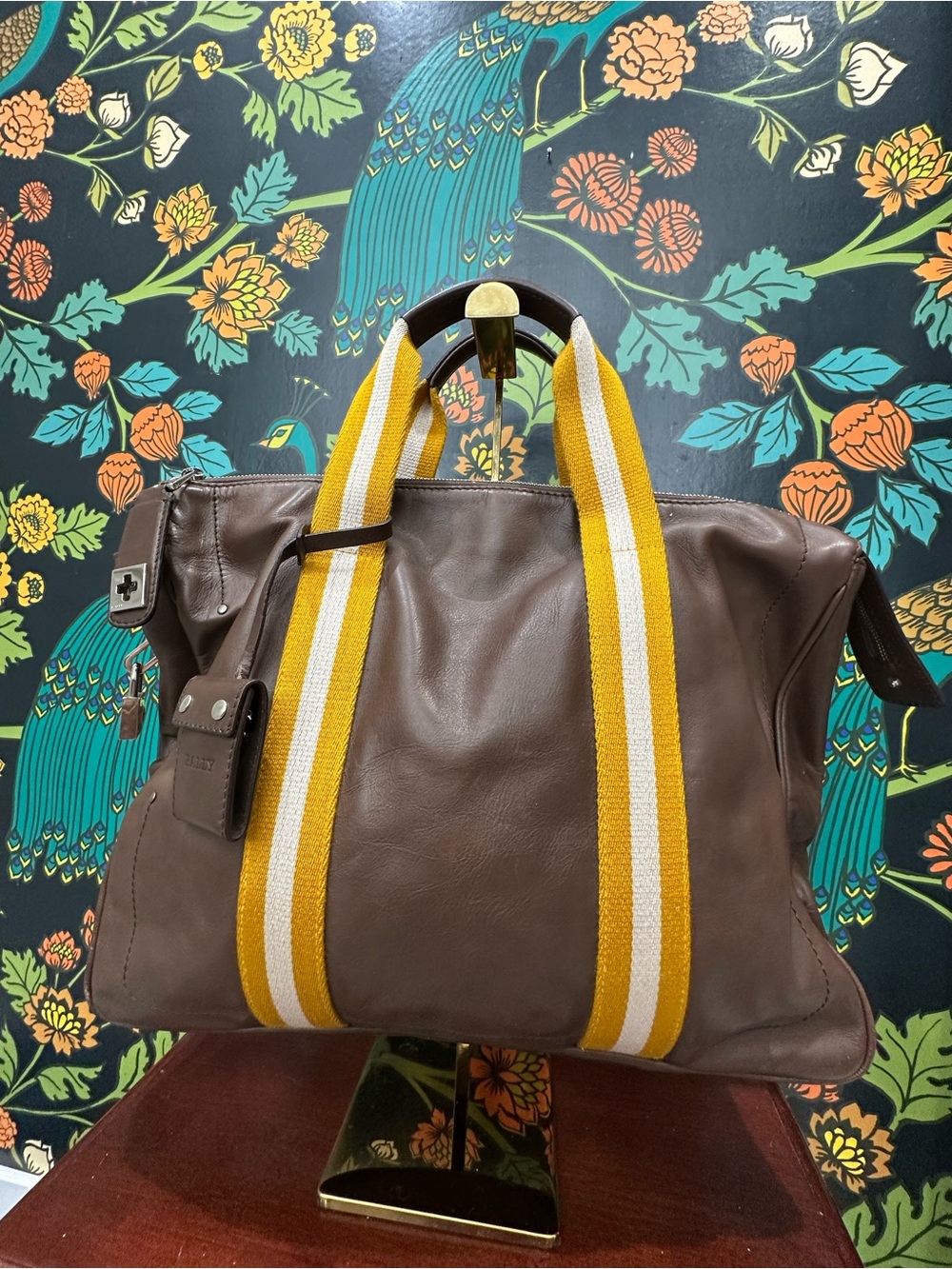 Bally Taprus Brown Leather Travel Tote Weekender Bag Lock Key & Pouch - Picture 4 of 16